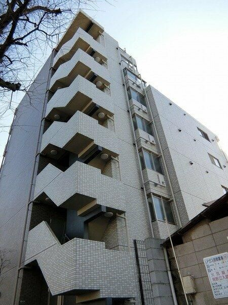 ＧＥＮＯＶＩＡ吉祥寺通りＥＡＳＴの外観