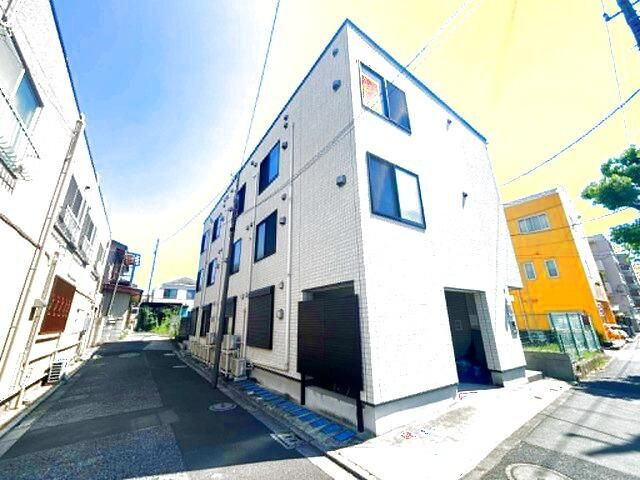 楽信マンションの外観