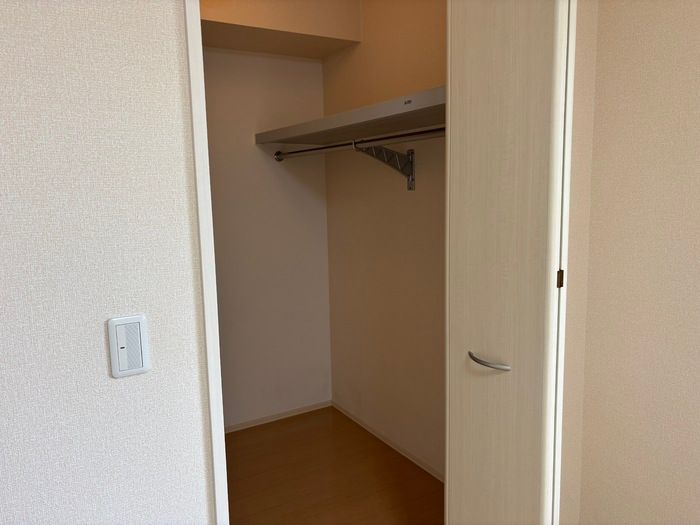 リビングタウン舟橋壱番館　Cの収納