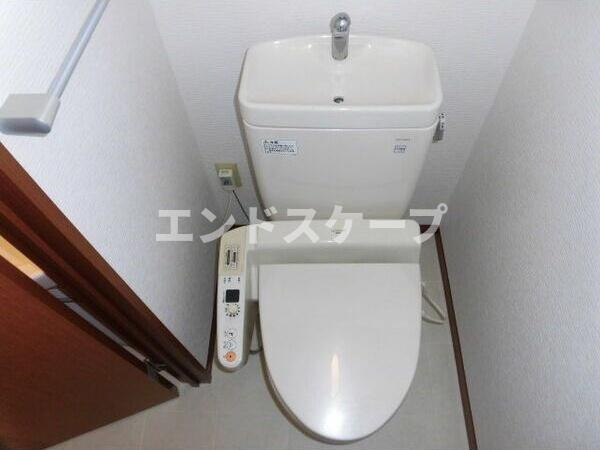 エミネンス西野目Cのトイレ|高崎、前橋のお部屋探しはエンドスケープまで！お客様の理想お聞かせ下さい♪