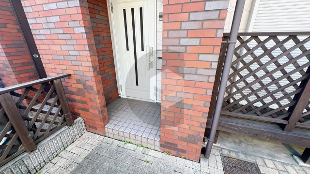 ジィプソフィラのエントランス