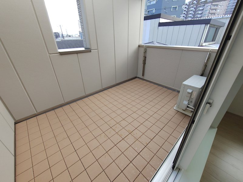 足立区千住曙町のハイツ