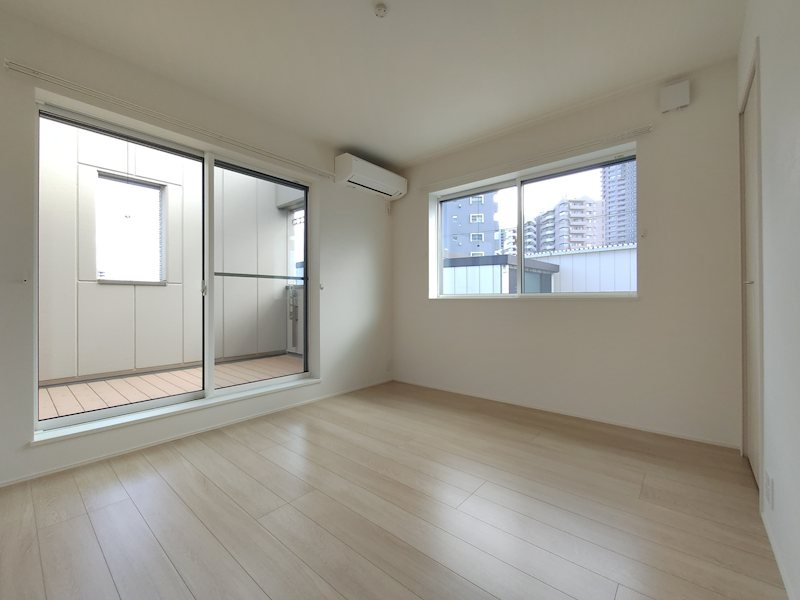 足立区千住曙町のハイツ