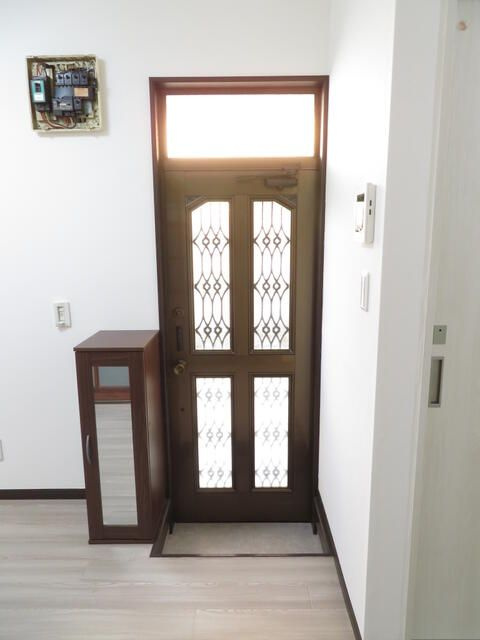 ノエル山崎の玄関