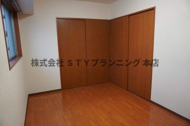仲介手数料0！！Gramercy Shirakawa Koenの洋室