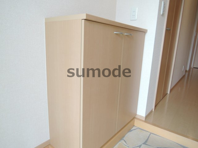 グリーンフロート紫金の内装