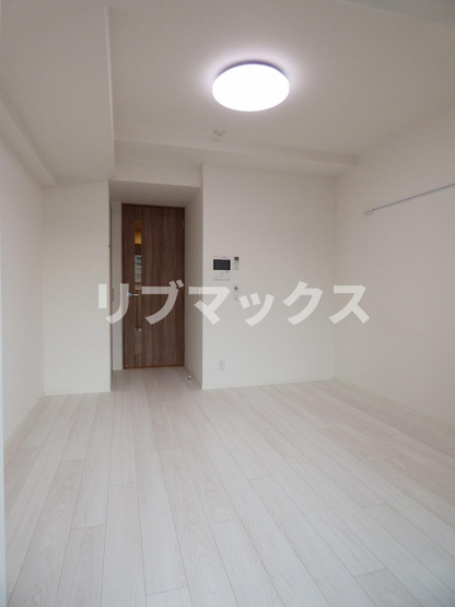 【居間・リビング】ガーラ・クレスタ横濱関内