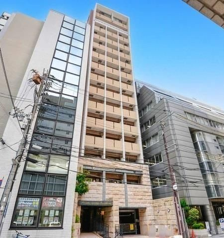 プレサンス三宮花時計前の外観