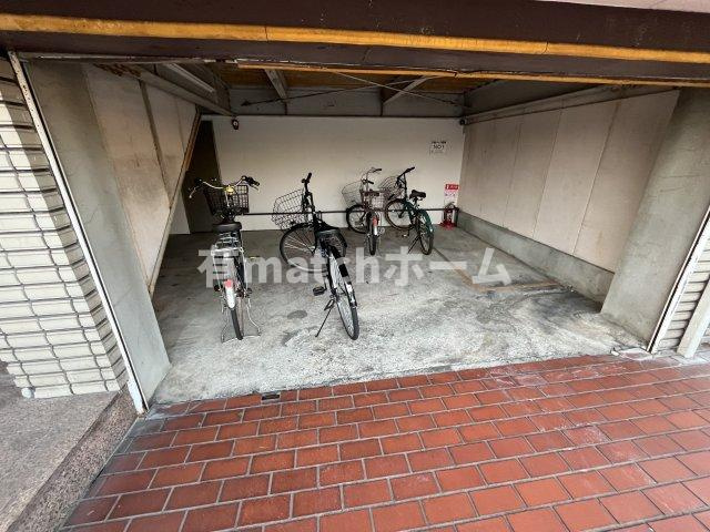 　アクティー大和3号の駐車場