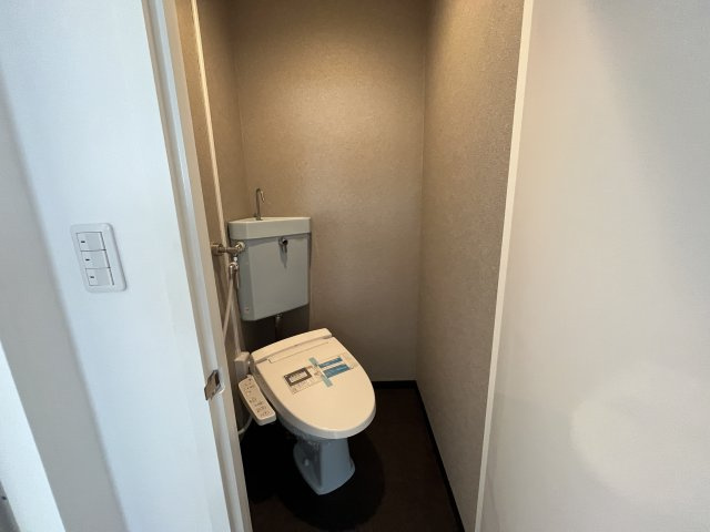 SENSE NEYAGAWAのトイレ