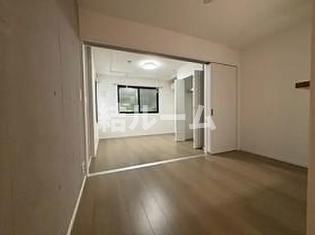 板橋区板橋２丁目の賃貸マンションの居間・リビング