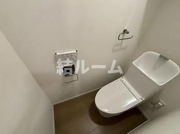 板橋区板橋２丁目の賃貸マンションのトイレ