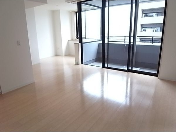 グラン・アベニュー栄の展望