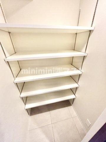 ルフォンプログレ新町の収納