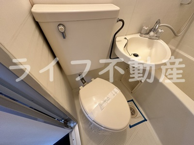 プリエール玉津のトイレ|コンパクトで使いやすいトイレです