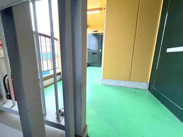 RHYTHM香里園の内装