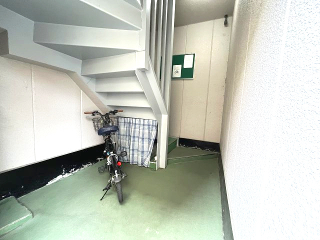 RHYTHM香里園のロビー