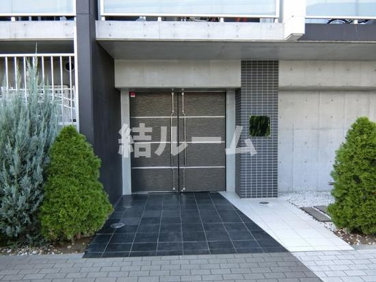板橋区三園２丁目の賃貸マンションのエントランス