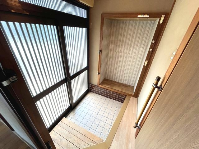 高柳5丁目　戸建ての玄関