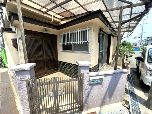 高柳5丁目　戸建てのエントランス