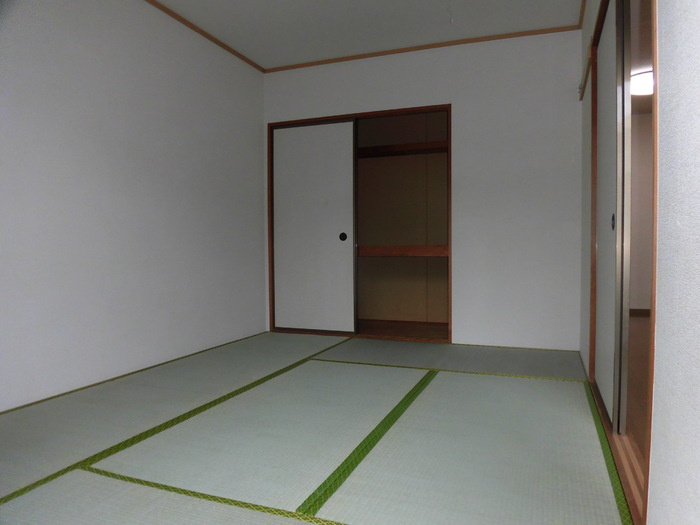シャルマンHAMA　E棟の和室