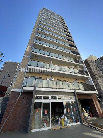 AFFLUENCE難波EASTの外観