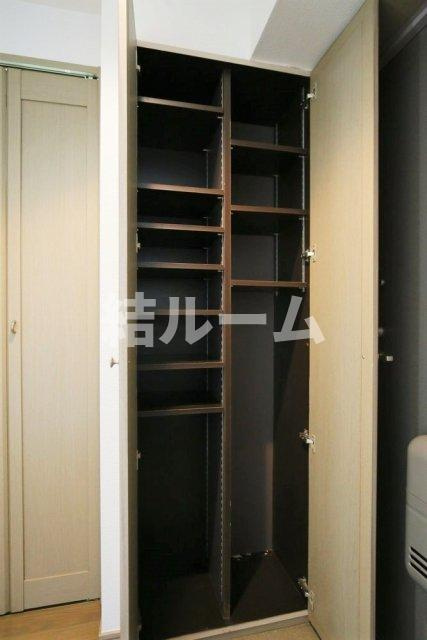 文京区湯島２丁目の賃貸マンションの収納