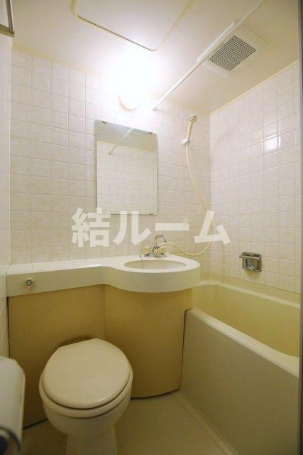 文京区湯島２丁目の賃貸マンションの浴室