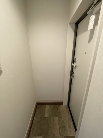 ALEGRIA寝屋川平池町の玄関