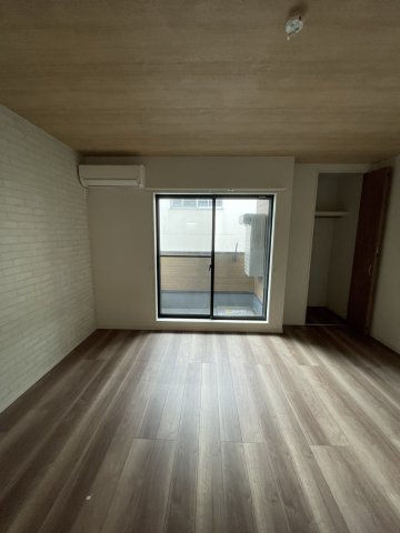 ALEGRIA寝屋川平池町の洋室