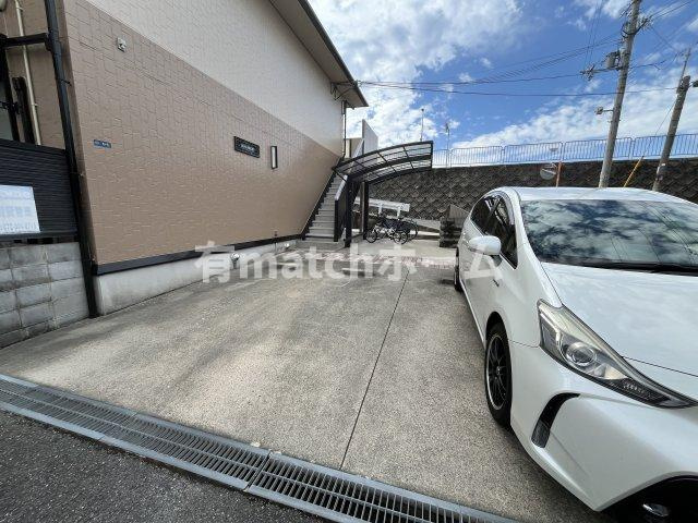 東ハイツの駐車場
