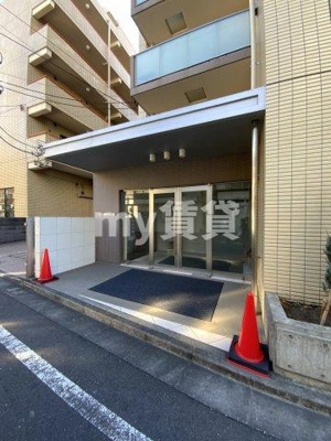 【エントランス】 | リビナ奥村ドゥー