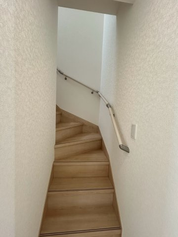糸満市兼城　第4の内装|2階へ