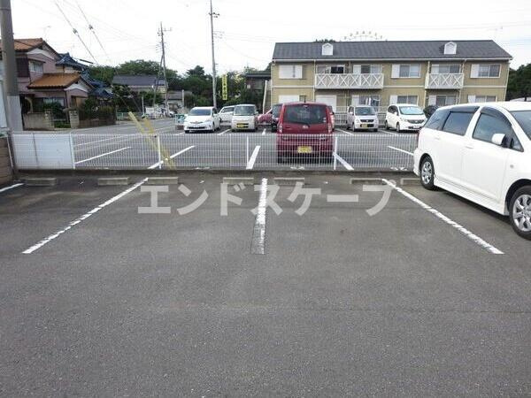 パークレジデンスの駐車場|高崎、前橋のお部屋探しはエンドスケープまで！お客様の理想お聞かせ下さい♪