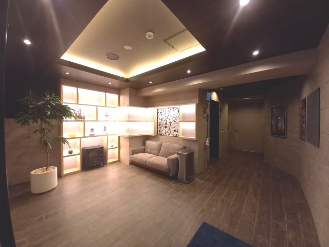 ブエナビスタ神戸駅前のエントランス