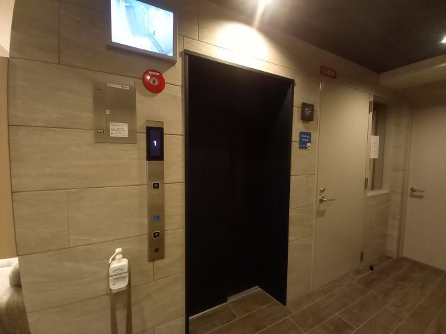 ブエナビスタ神戸駅前のロビー