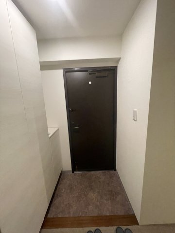 メゾン名谷の玄関