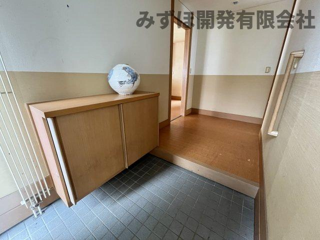 山形市すげさわの丘17-3の玄関