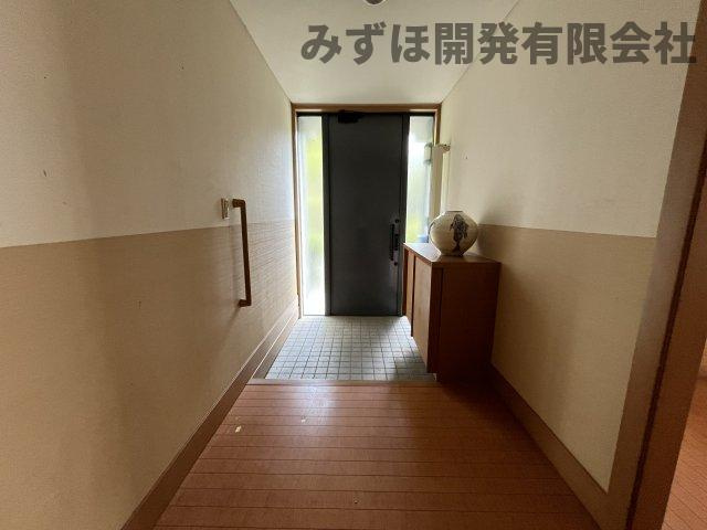 山形市すげさわの丘17-3の玄関