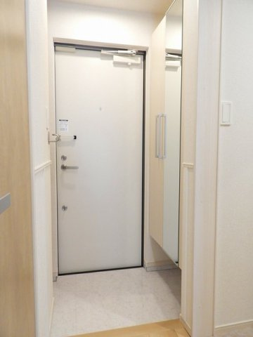 レイル　ヤード　中山　Ⅰの玄関|シンプルで使いやすい玄関です