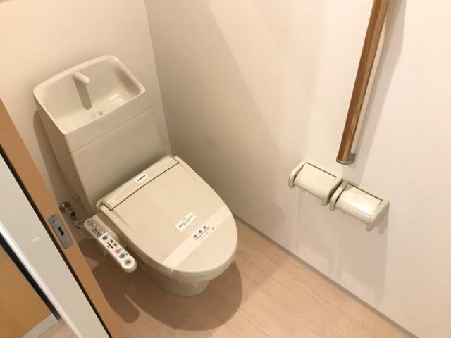 サンライズ京橋のトイレ|シャワー付トイレ