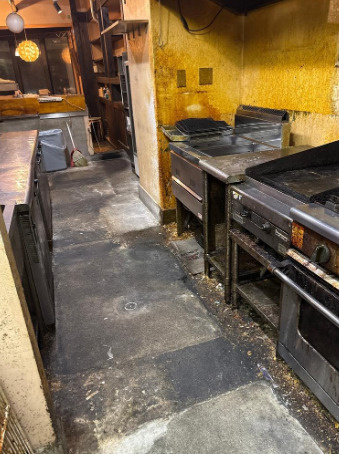 大阪市中央区備後町２丁目の店舗一部のキッチン