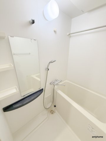 エステムプラザ難波WESTⅡプレディア　仲介手数料無料の浴室