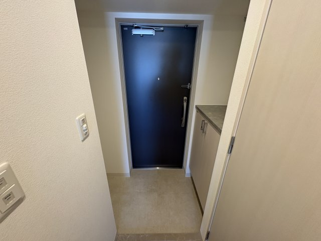 Alivis神戸駅前の玄関
