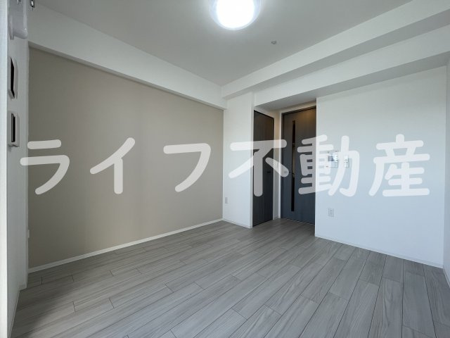 レジュールアッシュOSAKA新深江の洋室