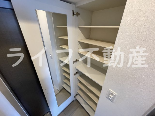 レジュールアッシュOSAKA新深江の収納