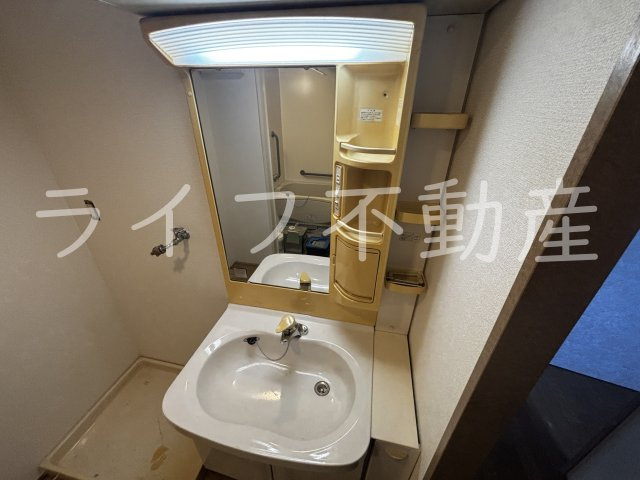 エレガンス川上の独立洗面台|朝の身支度には欠かせない独立洗面化粧台