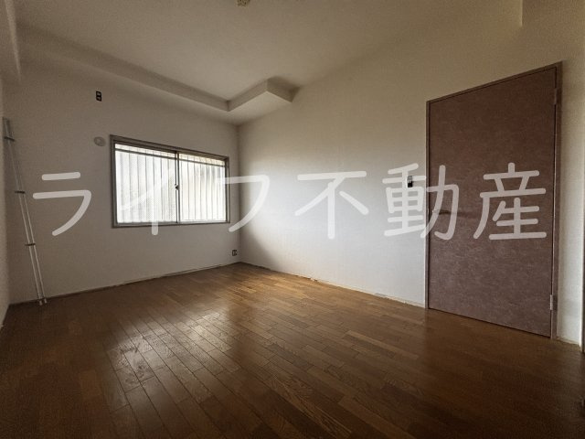 エレガンス川上の洋室|きれいな洋室です