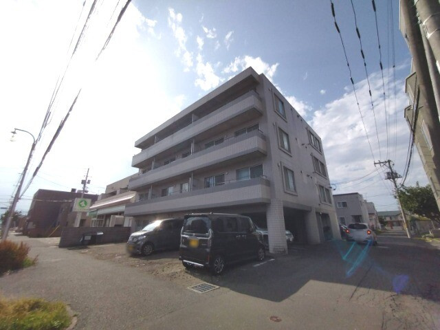メゾンエクレーレ北２６条