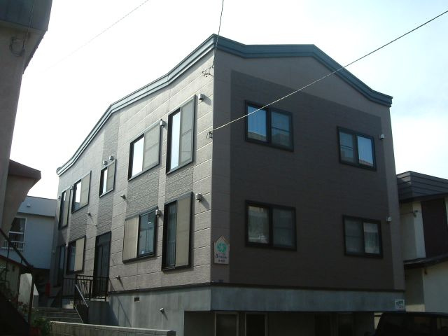 札幌市西区西町北１７丁目のアパート